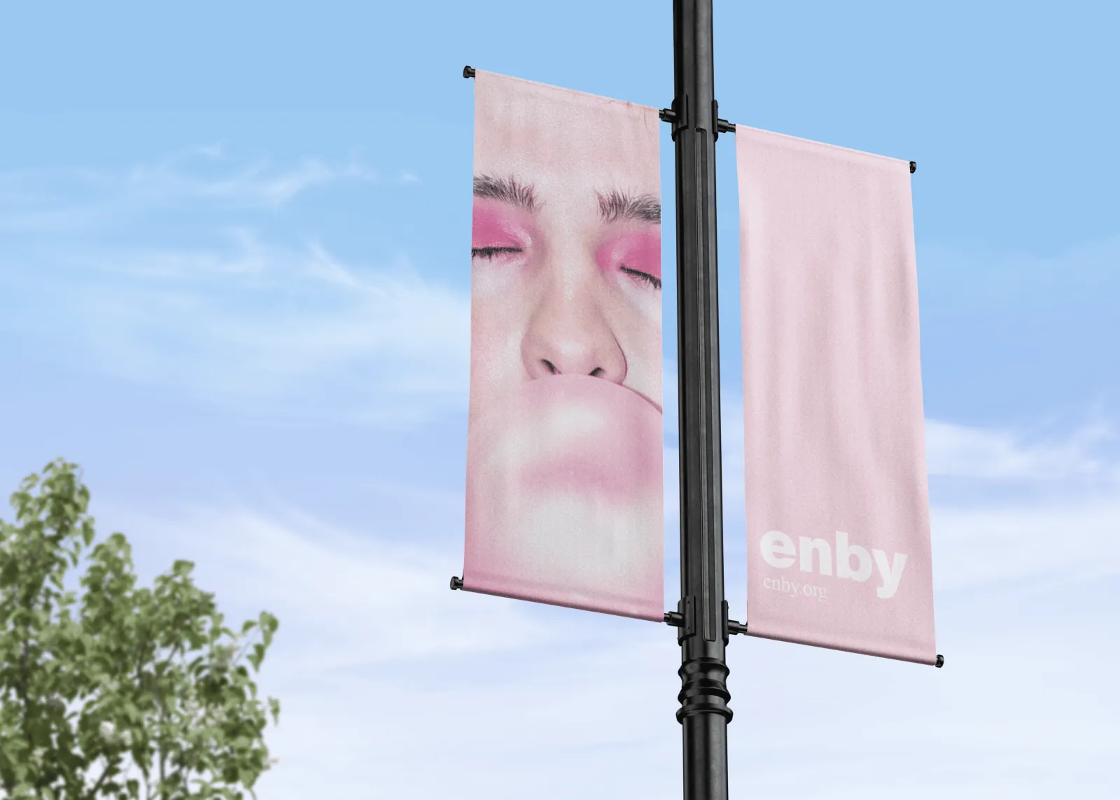 Enby — banderolas verticales